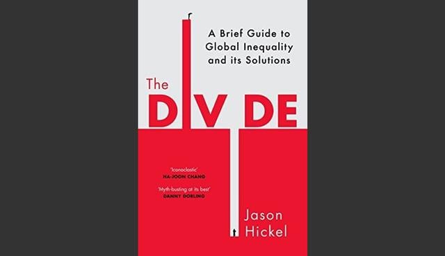 FOTO 10 | 10. Kate Raworth es autora del libro Doughnut Economics, (Economía rosquilla), que trata una cuestión similar pero a una escala más grande y paradigmática. Según afirma, el libro The Divide (La división), de Jason Hickel, la había marcado.
