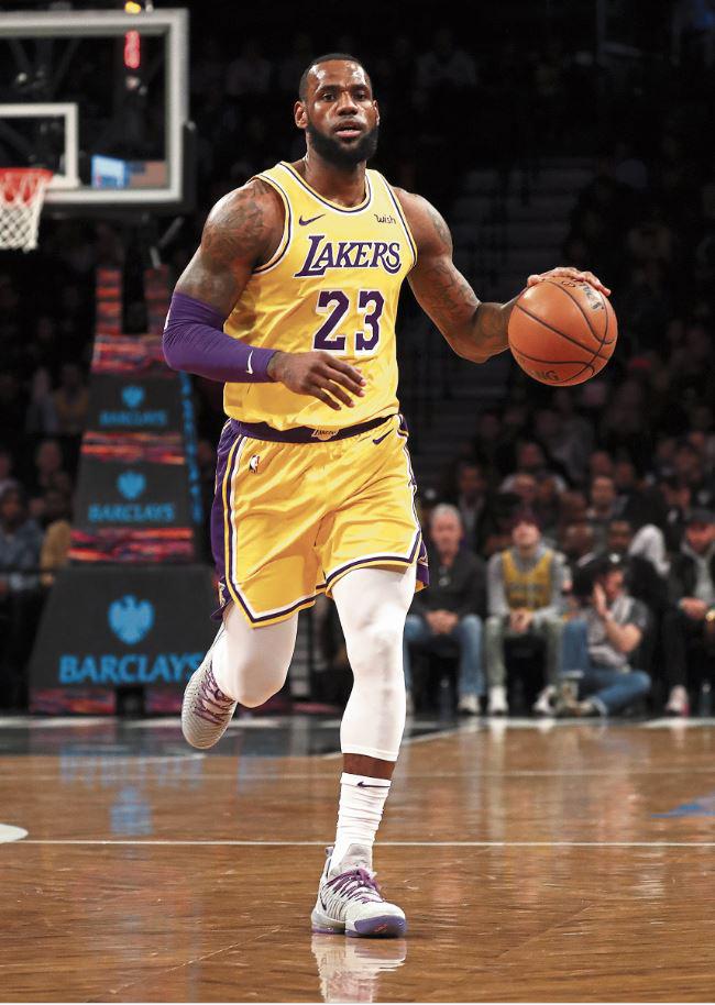 Sponsors. Rakuten, Goodyear y General Electric son algunas de las marcas patrocinadoras de la NBA.