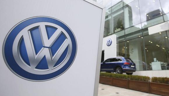 Volkswagen prevé que en el 2030, al menos el 70% de las ventas de la marca VW en Europa serán eléctricos, lo que supone más de un millón de vehículos, según dijo hace un año al presentar su estrategia. (Foto: EFE)