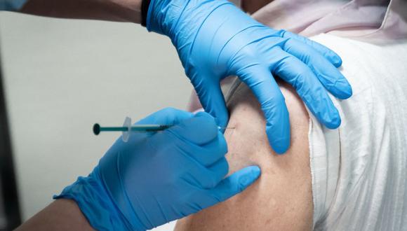 Vacuna contra cáncer de piel podría estar disponible en 2025, dice director ejecutivo de Moderna. (Foto: AFP)