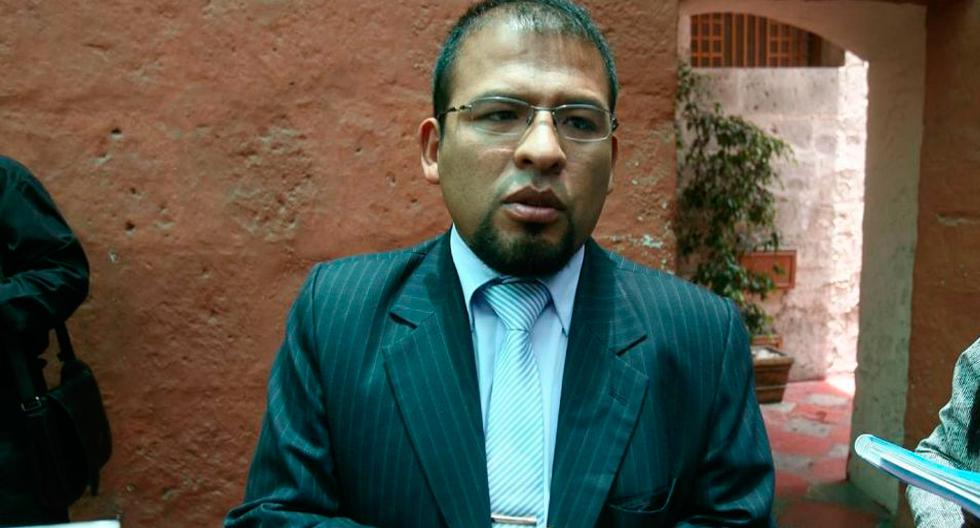 FOTO 1 | 1.       El alcalde provincial de Arequipa, Omar Candia, reveló que se evalúa la construcción de un tren eléctrico en Arequipa, proyecto valorizado en US$ 350 millones para recorrer 23.6 kilómetros en 17 estaciones. (Foto:Andina)