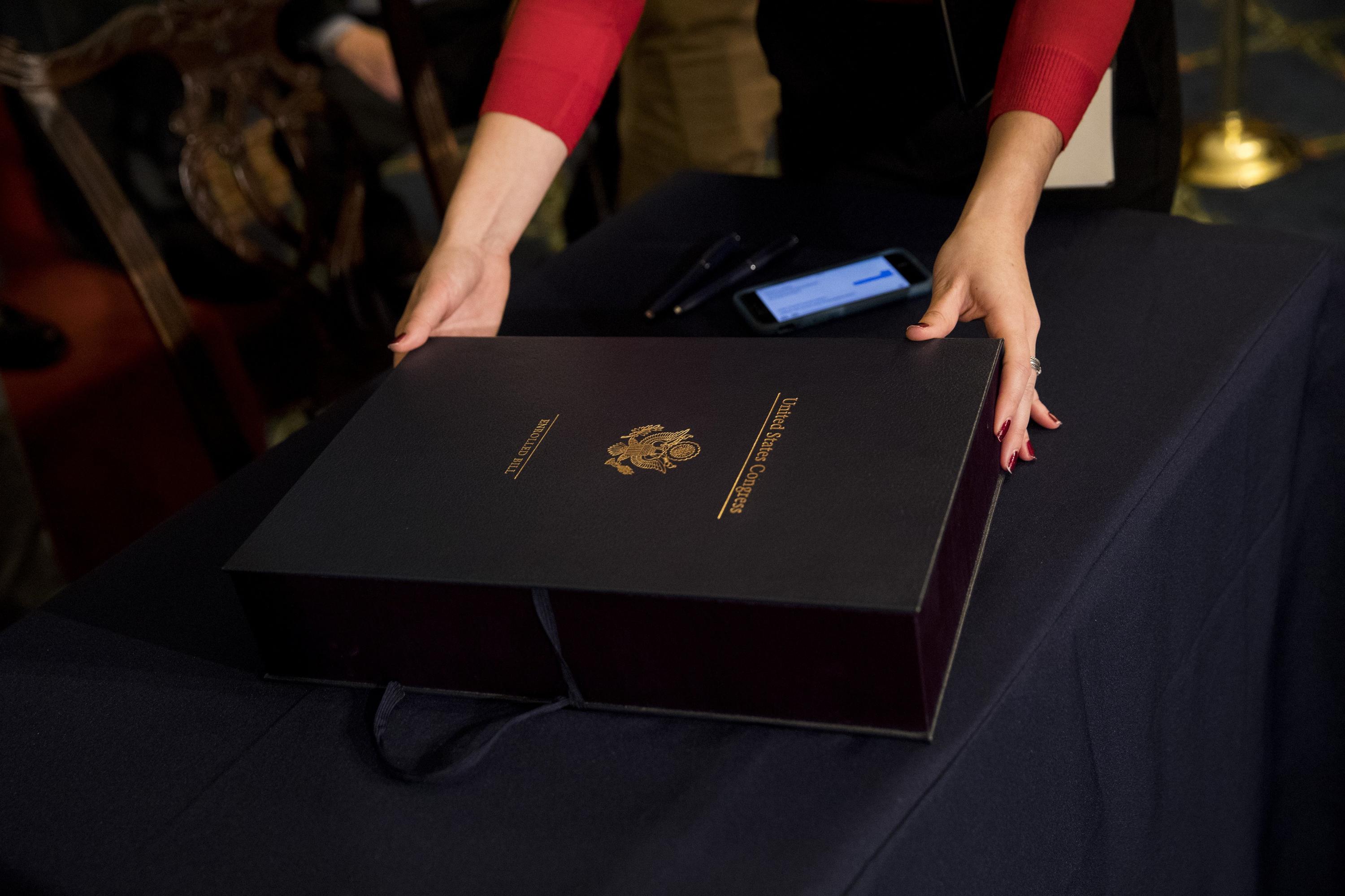 Foto 8 | Otra medida de la nueva reforma es para los solteros, las herencias de US$ 11 millones estarán libres del impuesto a las sucesiones, mientras que para los matrimonios será de US$ 22 millones.