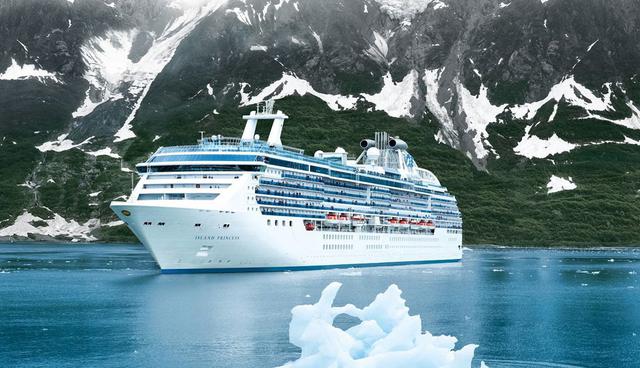 FOTO 9 | Alaska. Princess Cruises está celebrando 50 años de viaje, Cunard regresa después de 20 años, y Viking Ocean y Azamara Club Cruises están haciendo su debut. Los fanáticos de Alaska y barcos gigantes con excelentes comodidades también encontrarán dos nuevas opciones esta temporada: Norweigian Joy, con su pista de carreras en la cubierta superior y Ovation of the Seas, muy completo con meseros robot. Salidas del Queen Elizabeth de Cunard, desde US$ 1,549 (US$ 9,304 para las suites lujosas de Queens Grill) por 10 días. (Foto: Princess Cruises)