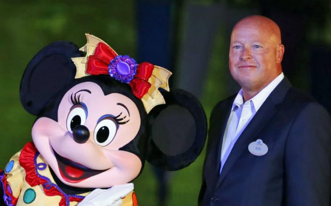 Bob Chapek llega a lo más alto de Disney poco después de presentar su plataforma digital de “streaming” Disney+. (Foto: Reuters)