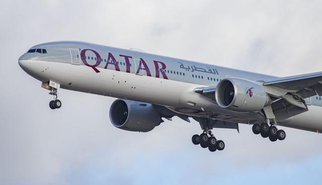 FOTO 15 | 1. Qatar Airways
La mejor aerolínea del mundo, según Skytrax, es Qatar Airways. Se trata de la quinta vez que recibe este reconocimiento, aunque el año pasado ocupaba la segunda posición del ranking. Asimismo, ha sido elegida la más sobresaliente en clase business. La compañía tiene su sede en Doha y fue fundada en 1993. Vuela a más de 150 destinos de todo el mundo y cuenta con una flota de casi 230 aviones. (Foto: Nicolas Economou / SOPA Images / LightRocket / Getty Images).