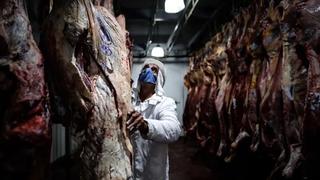 Cese de exportación de carne argentina favorece a ganaderos de EE.UU.