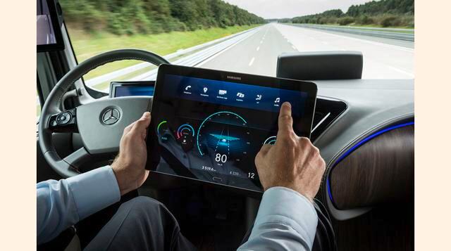 Para muchos, la conducción automática es un gran avance hacia la seguridad, pero otros dirían que es una vía para eliminar empleos en el transporte.(Foto: Mega)