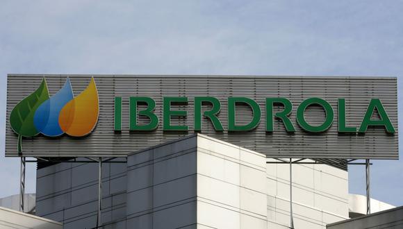 Esta foto de archivo tomada el 20 de abril de 2007 muestra el logo del proveedor de electricidad Iberdrola, en Madrid, España. (Philippe DESMAZES / AFP).