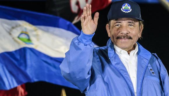 Ortega, quien tiene graves acusaciones de violación de los Derechos Humanos y ha apresado a los principales líderes de la oposición política, busca su quinto mandato, cuarto consecutivo y segundo con su esposa. (Foto: AFP)