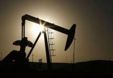 AIE revisa de nuevo a la baja su previsión sobre demanda de petróleo para 2024