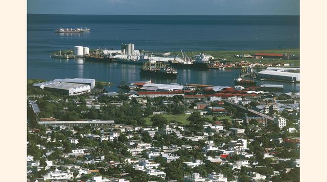 Isla Mauricio. Su belleza natural gestiona la actividad económica del turismo. Obtiene puntos en contra por no hacer lo suficiente en cuanto a protección de los habitats marinos. (foto: Getty)