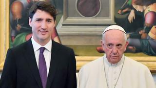 La iglesia católica dice que son regalos, indígenas de Canadá piden devolución