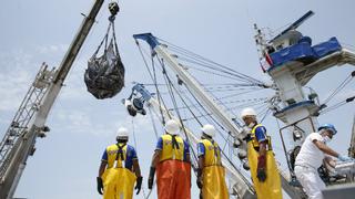 Sindicato de atuneros denuncia que flota ecuatoriana limita la pesca del recurso a 30% del total