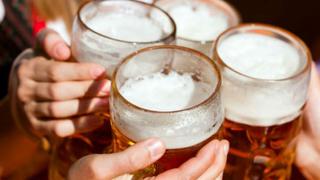 Ventas de cerveza de Backus disminuyeron 1% el 2019, pero sus ganancias aumentaron 