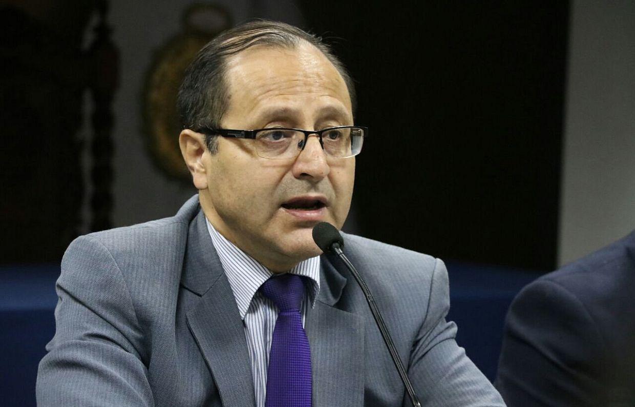 "Todo el trabajo que va a desarrollar la nueva gestión se va a hacer sobre la base de lo que nosotros avanzamos. Sería harto mezquino decir que ellos empiezan de cero", señaló Castro. (Video: Canal N / Foto: USI)