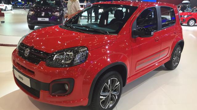 Fiat modelo Uno, es uno de los automóviles que menos combustible consume en el mundo. Aproximadamente rinde 100 km por galón de gasolina. (Foto: Ricardo Montero).