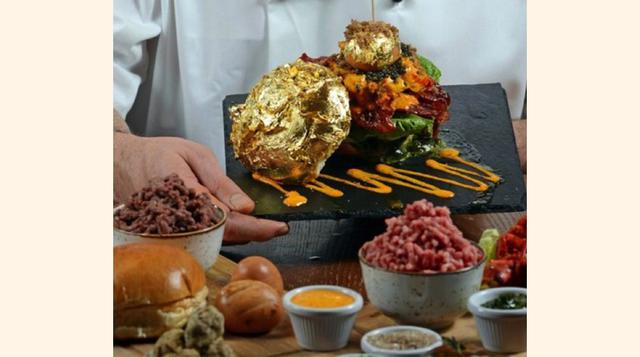 La hamburguesa más cara del mundo (US$ 1,590). En el Honky Tonk de Londres le esperan 220 gramos de carne de Kobe con 60 gramos de carne de venado que envuelven dos rebanadas de pan de oro y langosta, acompañados con queso Brie de trufa negra y sal del Hi
