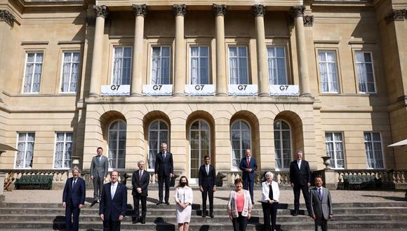 Tras años de infructuosas negociaciones, los miembros del G7 --Estados Unidos, Japón, Alemania, Reino Unido, Francia, Italia y Canadá-- aprobaron el sábado en Londres una reforma que hasta hace poco parecía una quimera. (Foto de HENRY NICHOLLS / POOL / AFP).