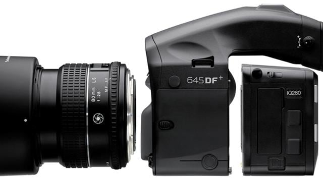 3. Phase One P65+ Digital Back Medium Format with 645 DF- US$40,000. (foto: clickbank)