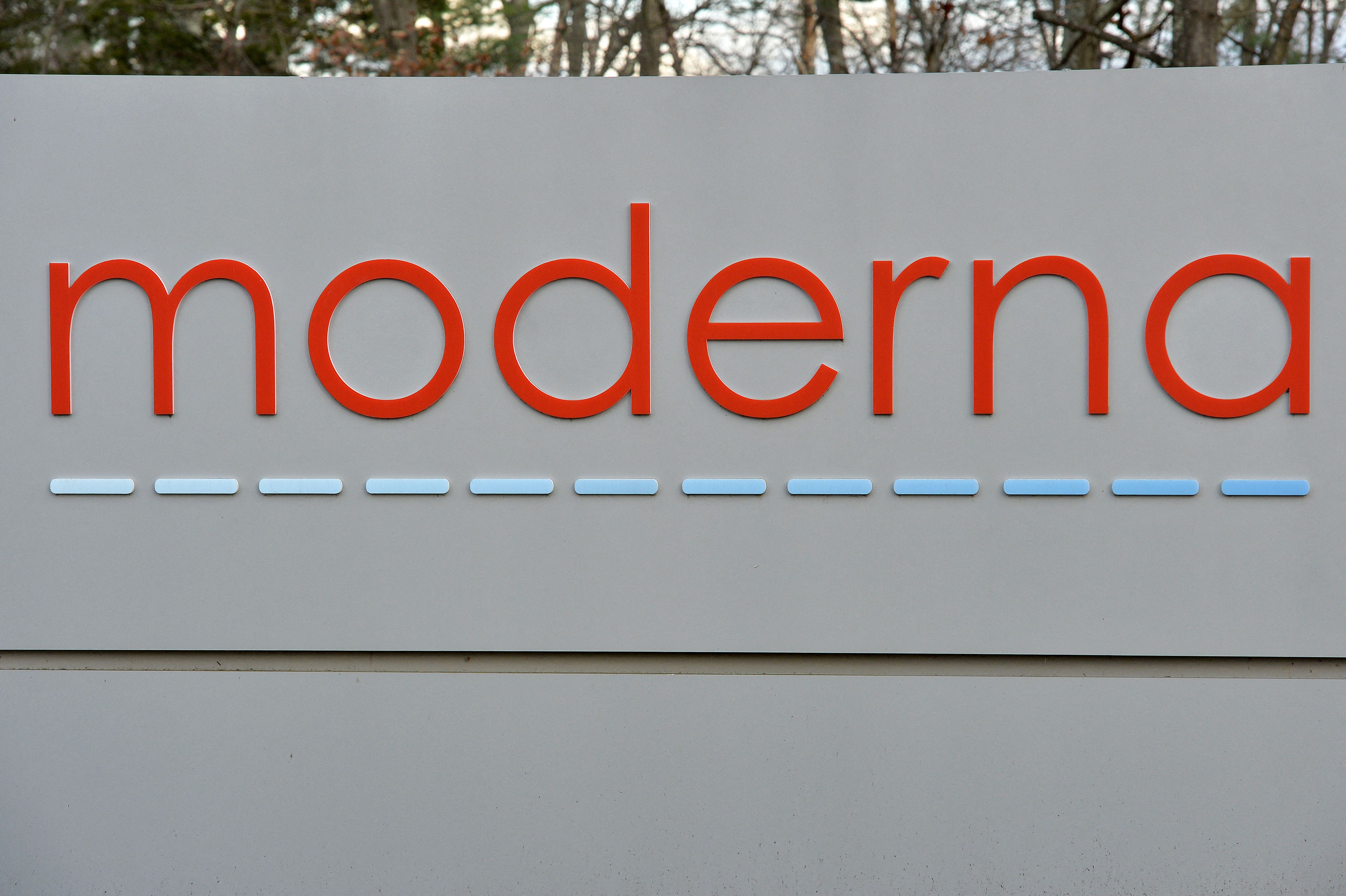 Moderna asks the US regulator for authorization for a second booster dose