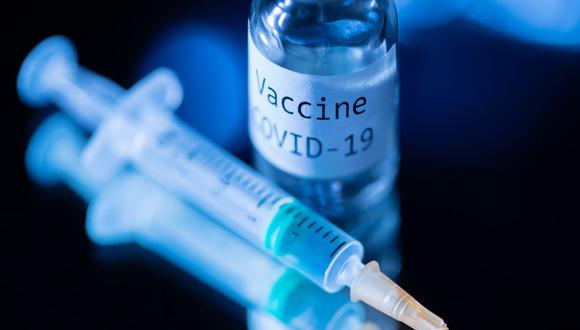 Un repaso de las primeras candidatas a vacunas contra COVID-19 susceptibles de llegar al mercado. (Foto: Joel Saget/ AFP)
