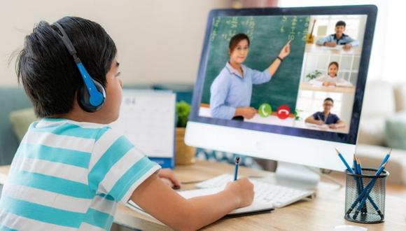 Defensoría cuestionó que Evaluación Virtual de Aprendizaje se realice solo a estudiantes que tengan acceso a un dispositivo.