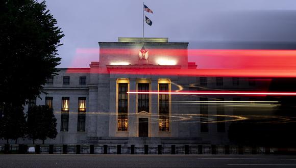Los funcionarios de la Fed “señalaron que una postura restrictiva de la política bien podría volverse apropiada dependiendo de la evolución del panorama económico y los riesgos para el panorama”, indican las minutas. (Foto: Bloomberg)