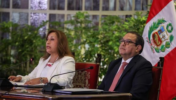 Dina Boluarte y Alberto Otárola se encuentran en la mira de Perú Libre.