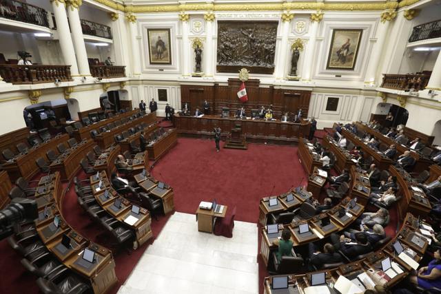 Así quedó el hemiciclo tras el retiro de Fuerza Popular. (Foto: Anthony Niño De Guzmán / GEC)