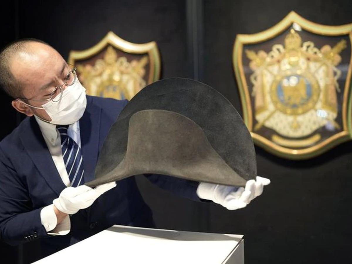 Presentan sombrero de Napoleón recién descubierto gracias a ADN |  TENDENCIAS | GESTIÓN