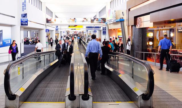 FOTO 8 | 4. Aeropuerto Internacional de Newark Liberty, Newark, Nueva Jersey.