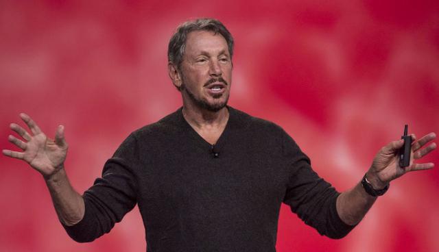 FOTO 10 | 10. Larry Ellison. Valor neto: $50.8 mil millones de dólares
Empresa: Cofundador y CTO de Oracle
Edad: 74 años
Ellison se salió de la Universidad de Illiniois y luego de la Universidad de Chicago a los 22, y luego se mudó a California en 1966 en dónde empezó a trabajar en una empresa de electrónicos llamada Ampex. Ahí, uno de sus proyectos fue crear una base de datos para la CIA, lo que le dio su apodo de “Oracle”. (Foto: Getty)