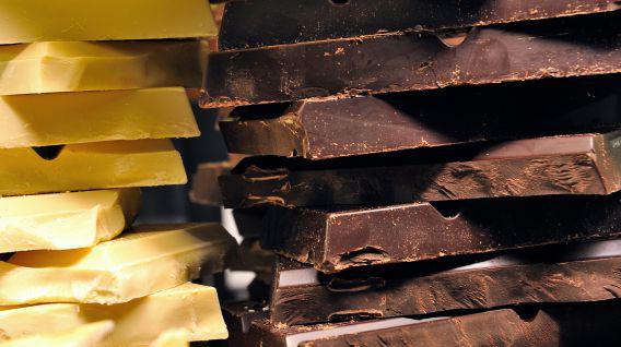 Las grandes cosechas de cacao africanas ayudaron a elevar el superávit mundial a 371,000 toneladas.