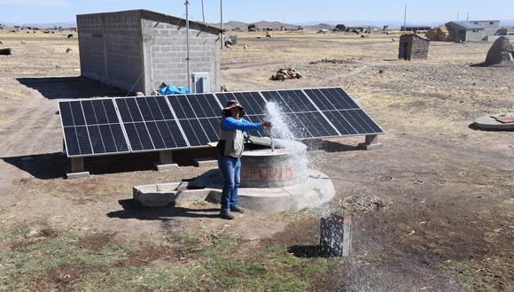 Hasta ahora, ANA ha recepcionado 792 paneles solares para los 437 pozos de agua. Foto: Midagri