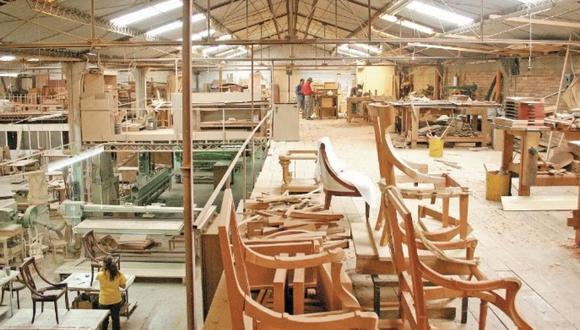 Se esperan “exportaciones de muebles mexicanos por 3,000 millones de dólares, con un crecimiento de un 5% y una balanza superavitaria” (Foto: América economía)