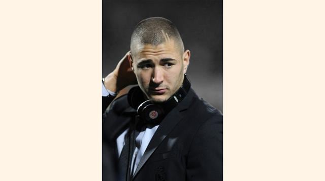 Karim Benzema: El goleador francés, uno de los favoritos de este mundial, prefiere usarlos en tonalidades oscuras, pero no podrá utilizarlos durante el torneo. (Foto: Difusion internet)
