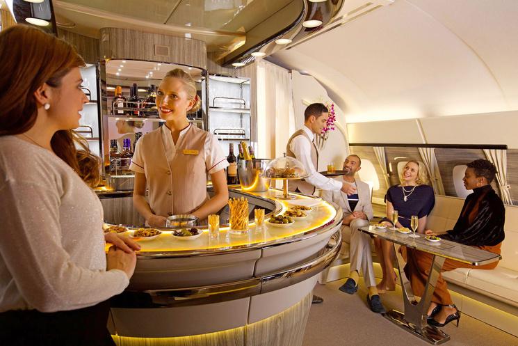 No querrás salir del bar de Emirates. (Foto: Emirates)