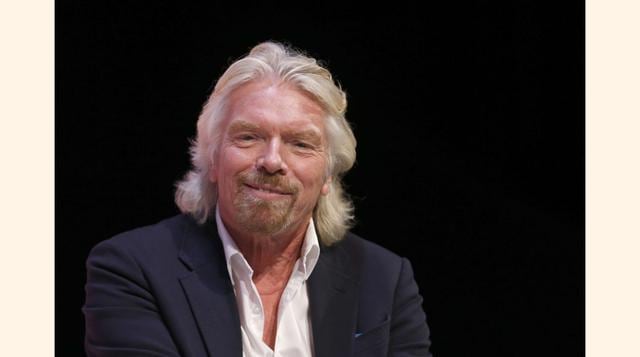 Richard Branson. Fortuna personal: US$ 5,100 millones. En la variedad de compañías que ha fundado, bajo las alas de Virgin Group, Branson ha arriesgado su vida varias veces para romper algún récord mundial.  También, no le tiene miedo a las cámaras;  ha a