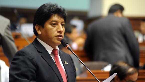 Josué Gutiérrez a favor del aumento de sueldo de los congresistas. Foto: gob.pe