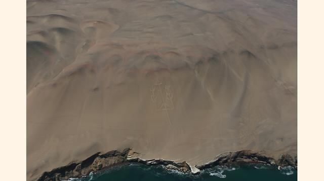 Líneas y geoglifos de Nazca y Pampas de Jumana. Integra desde 1994 la Lista del Patrimonio de la Humanidad. Es un bien Cultural.