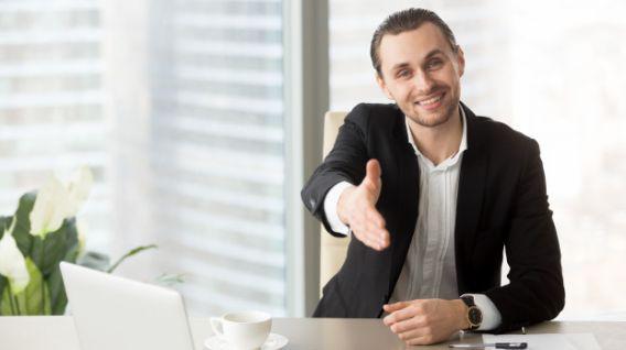 Los millennials esperan que en sus centros de trabajo se les brinde capacitación o entrenamiento en las áreas en las que se desenvuelven. (Foto: Freepik)