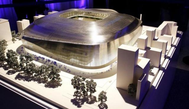FOTO 5 | Cambios en la zona: Las nuevas dimensiones del Santiago Bernabéu alcanzarán los 66,000 metros cuadrados, en los que el Real Madrid creará zonas de restauración, comerciales y de ocio. La calle Rafael Salgado se convertirá en peatonal y habrá una gran plaza en el Paseo de la Castellana de 20,000 metros cuadrados, con zonas verdes en lugar del actual aparcamiento, y otra de 5,500 metros en la esquina de Padre Damián. (Foto: RMCF)