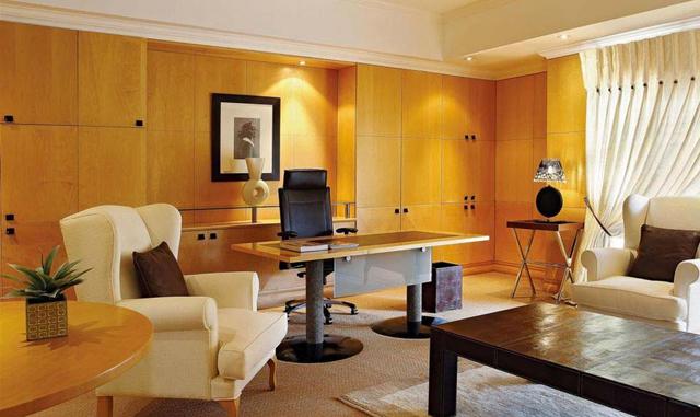 FOTO 6 | Mandela pasó allí seis meses editando su autobiografía, Long Walk to Freedom, y redactando el borrador de la actual constitución de Sudáfrica.