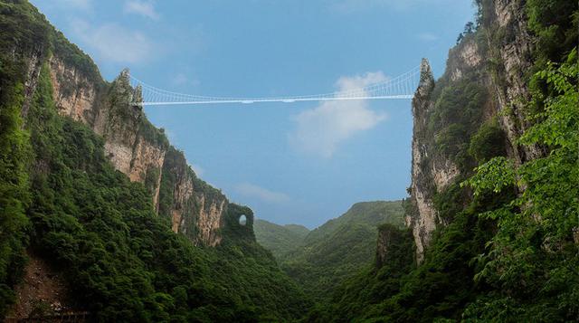 Para hacernos una idea de lo impresionante de la obra, a 300 metros de altura, hay que tener en cuenta algunas cifras: el famoso Skywalk (Gran Cañón, Estados Unidos) mide 21 metros de largo, con una altura de 219 metros. (Foto: Haim Dotham Ltd.)
