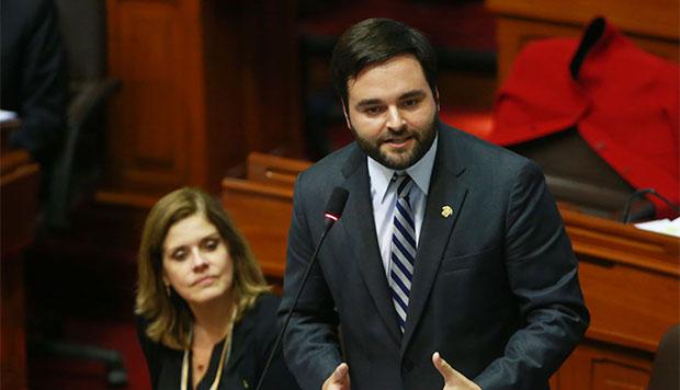 Alberto de Belaunde acusó a Fuerza Popular de tener un "pacto de impunidad" con el ex fiscal de la Nación Pedro Chávarry. (Foto: Agencia Andina)