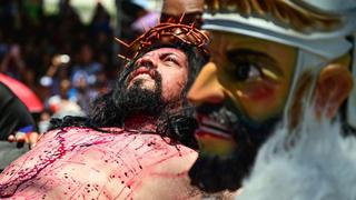 Filipinas resucita la pasión de Cristo con sangre y sudor