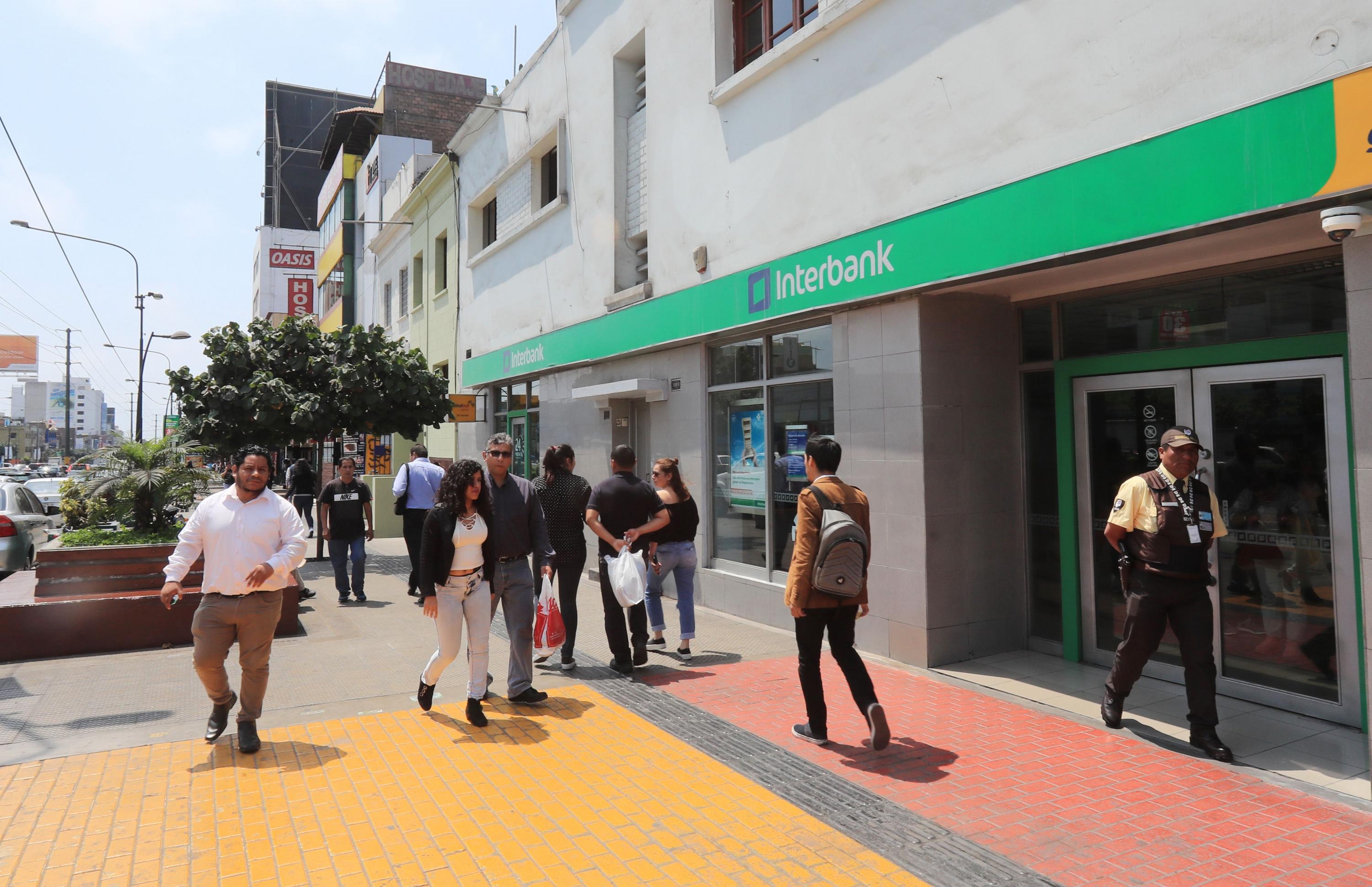 En el segmento bancario, Credicorp Capital sugiere un crecimiento en las utilidades netas de 61.7% para IFS de Interbank. (Foto: USI)