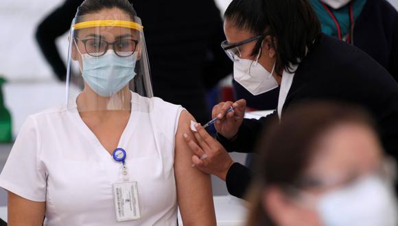 Parte del sector privado también ha reclamado en las últimas semanas tener acceso a la compra de vacunas para su comercialización. REUTERS/Daniel Becerril