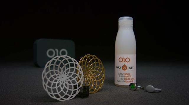 La mini impresora ha sido un éxito en Kickstarter, donde ha recaudado más de 1 millón doscientos mil dólares, superando una meta que ya está lejos de solo 80 mil dólares. Por el momento se puede reservar un kit de OLO con un precio de 99 dólares y el disp