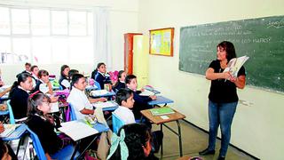 Minedu advierte que reponer a docentes sin título afectará educación de 300 mil alumnos